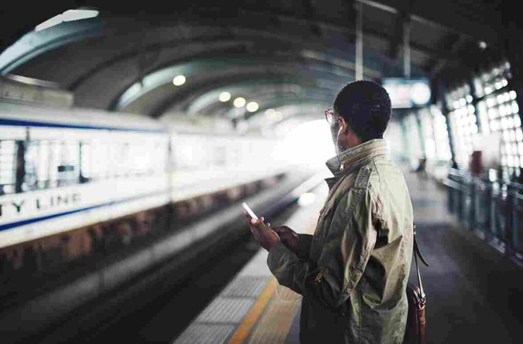 train station transfer in london